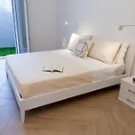 Estia شقة فيلاّسيمِيوس